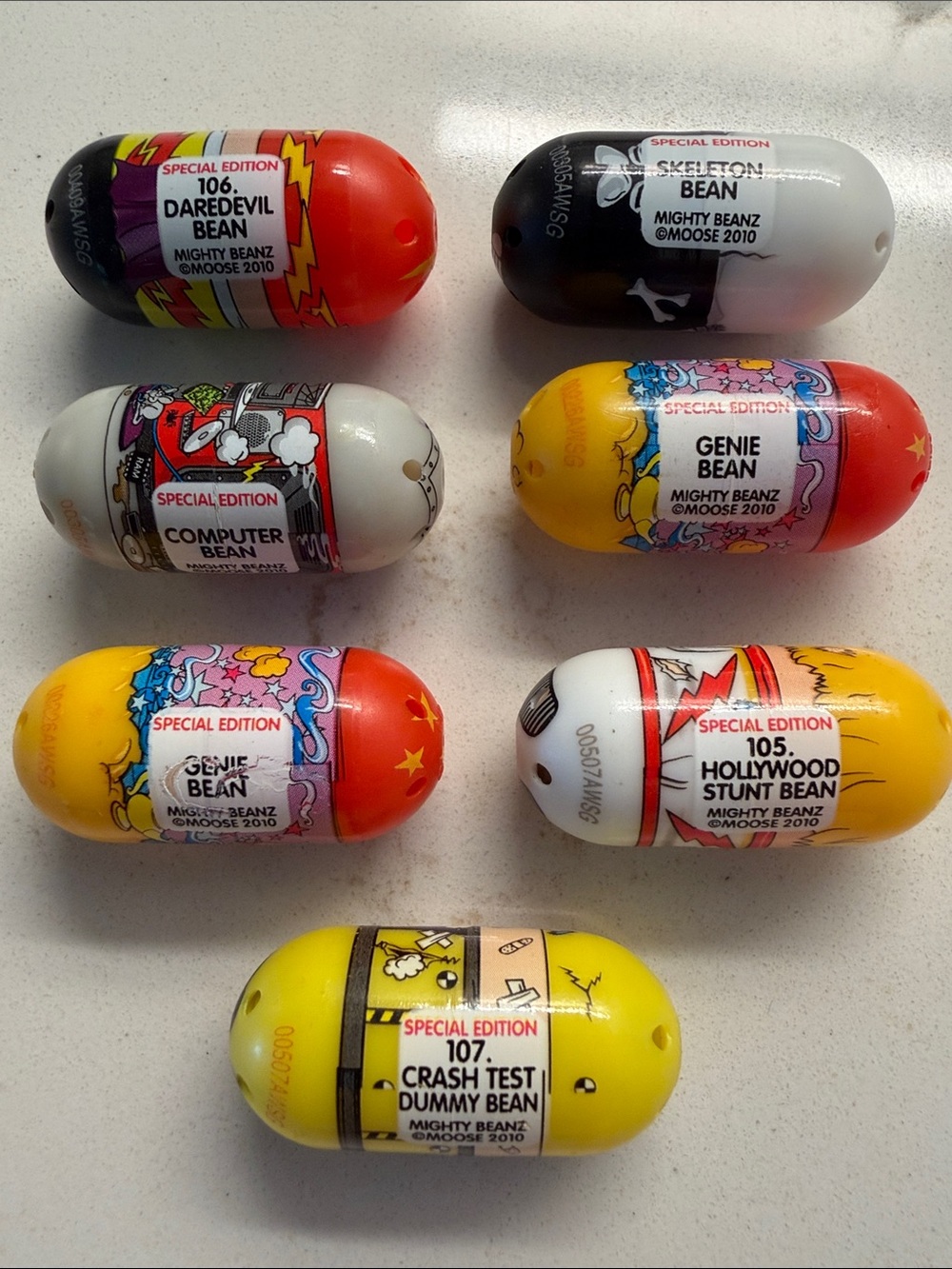 Mighty Beanz Special Edition 2010 Series. Collectibles (7 beanz)